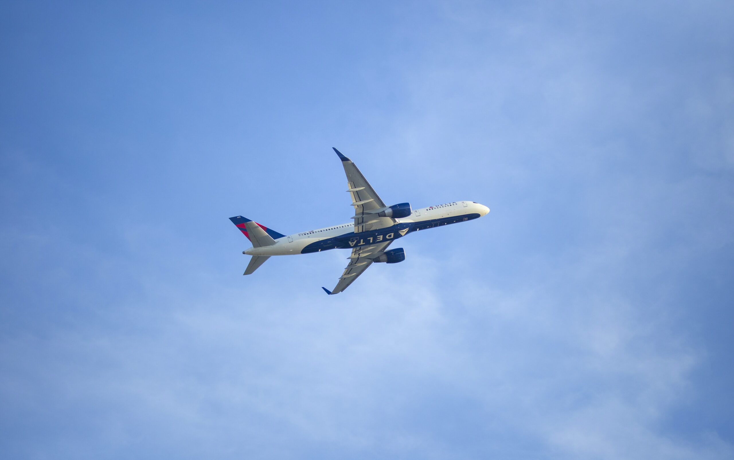 Diarréia de passageiro em voo da Delta forçou avião a pousar